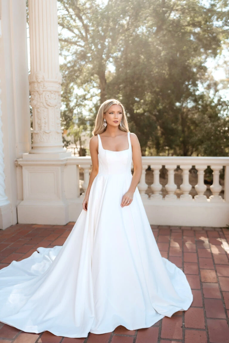 The Ultimate Wedding Dress Sizing Guide - Pretty Happy Love - Wedding ...