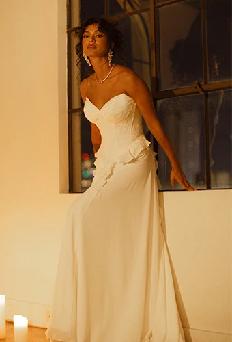 Bride wearing strapless faux two piece wedding dress with sweetheart neckline