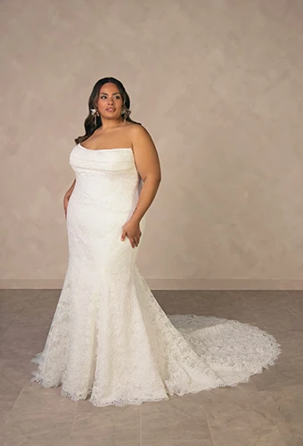 Plus size bride wearing allover lace fit and flare strapless wedding dress, Essense of Australia D4522+