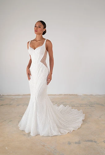 Bride wearing sequin mermaid gown with plunging neckline and corset bodice, Martina Liana Luxe LE1356