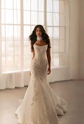 Bride wearing luxury two piece mermaid gown with cat eye neckline, Martina Liana ML1950