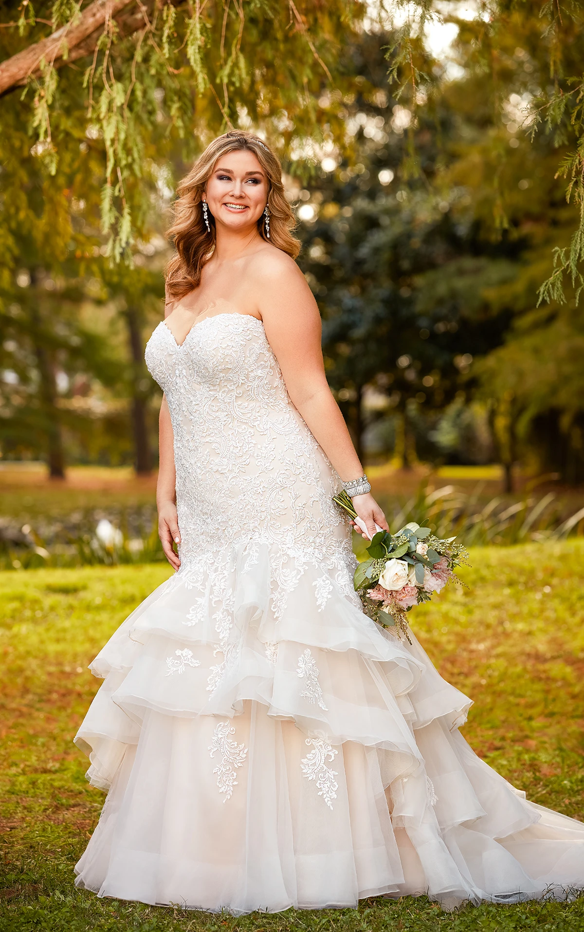 6405 Stella York Dramatic Lace Plus Size Fit And Flare Wedding 