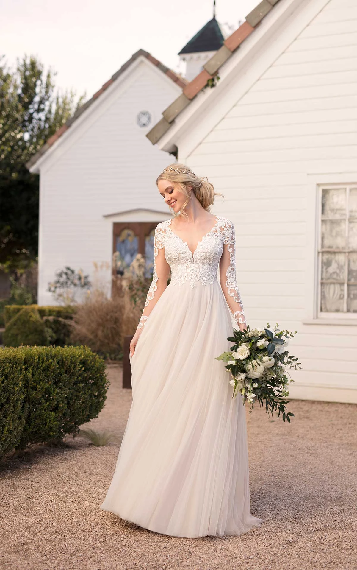 Boho Wedding Dress with Empire Waist - Martina Liana Wedding Dresses Boho Wedding Dress with Empire Waist - Martina Liana Wedding Dresses