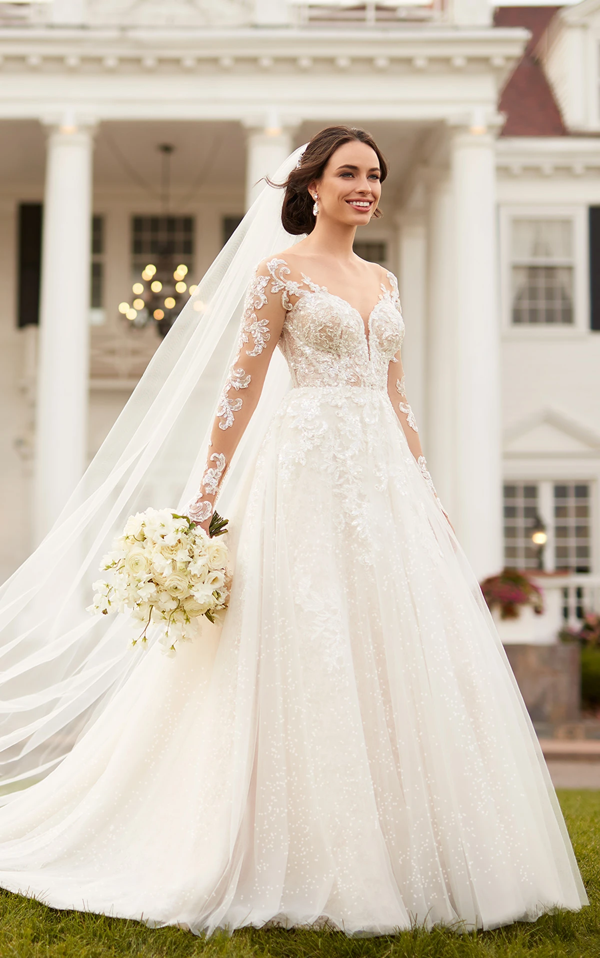 Sparkly Beading Wedding Dress - Off Shoulder Tulle Bridal Gown With Train & Lace Appliques