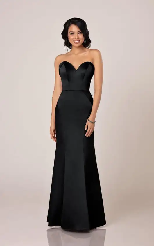 Old Hollywood-Inspired Strapless 