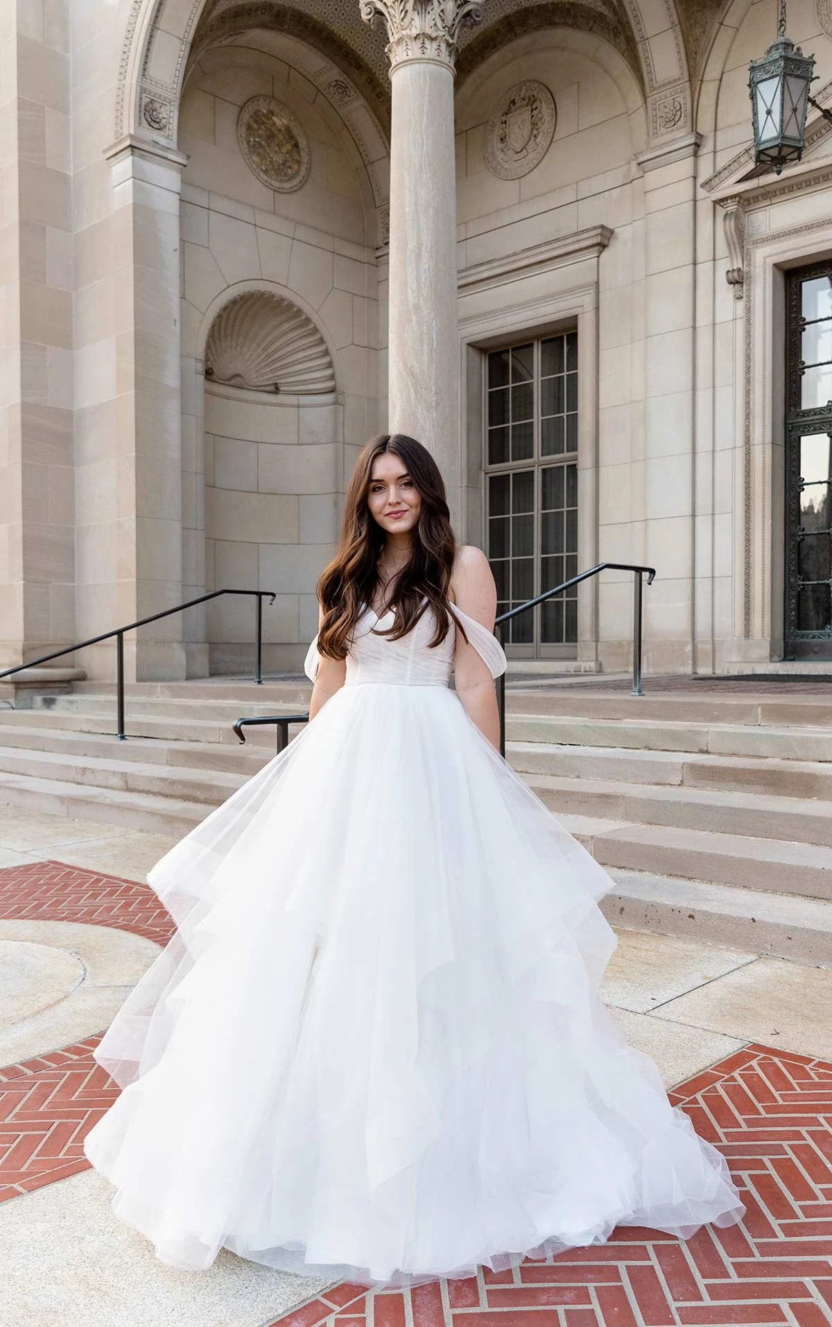 Modern Tulle Ballgown Wedding Dress