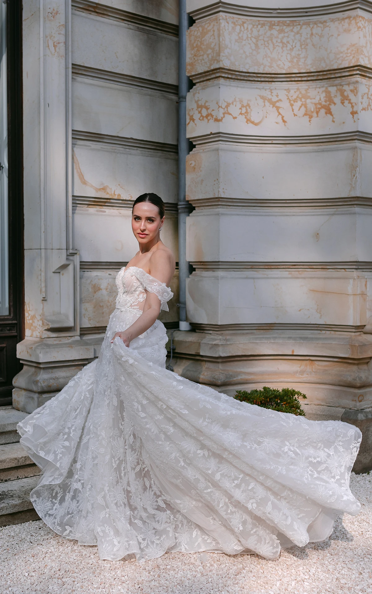 GL1416 Sleeveless Fringed Lace Bodice A-Line Wedding Gown