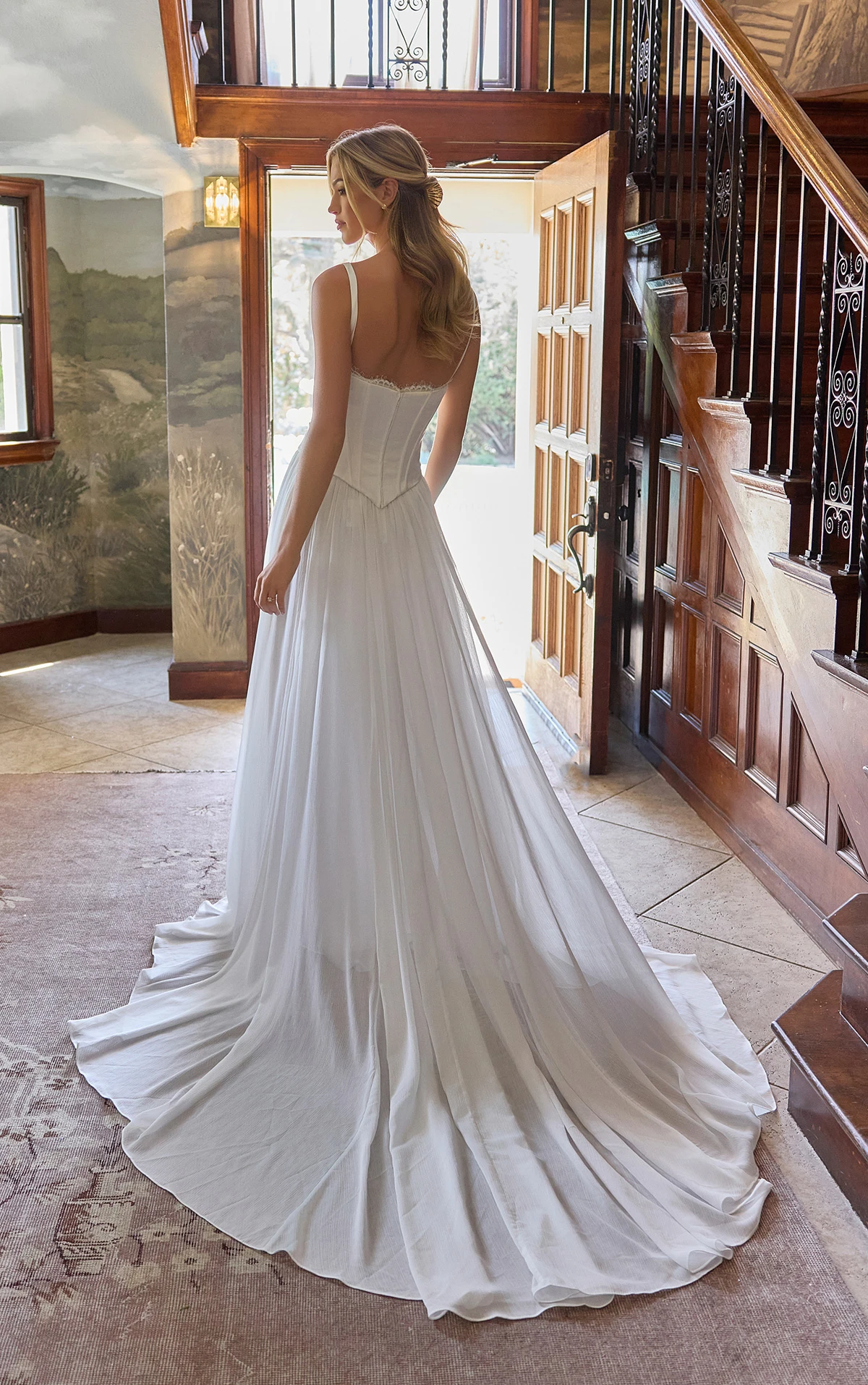 d4483 Zweiteiliges A-Linien-Brautkleid aus Spitze und Chiffon mit trägerlosem Oberteil  by Essense of Australia