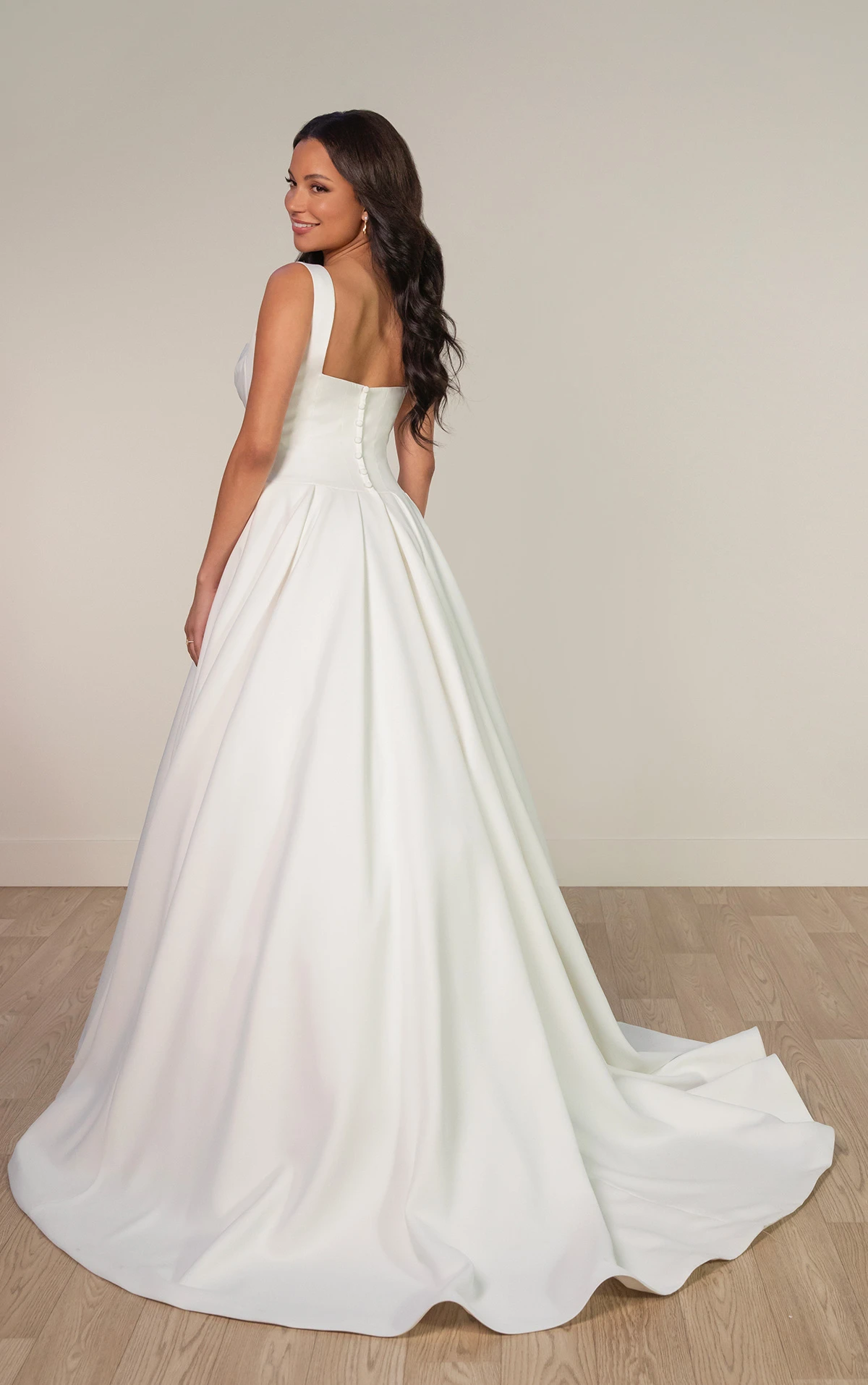 sy8178 Zeitloses A-Linien-Brautkleid aus Satin mit herzförmigem Ausschnitt und gerafftem Oberteil  by Stella York