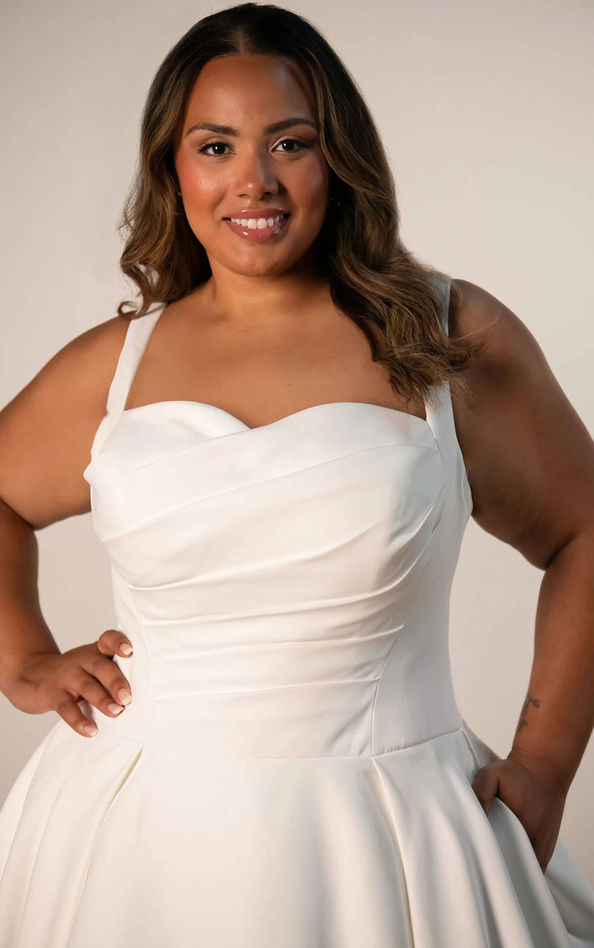 sy8178+ A-Linien-Brautkleid aus Satin mit gerafftem Oberteil und herzförmigem Ausschnitt  by Stella York