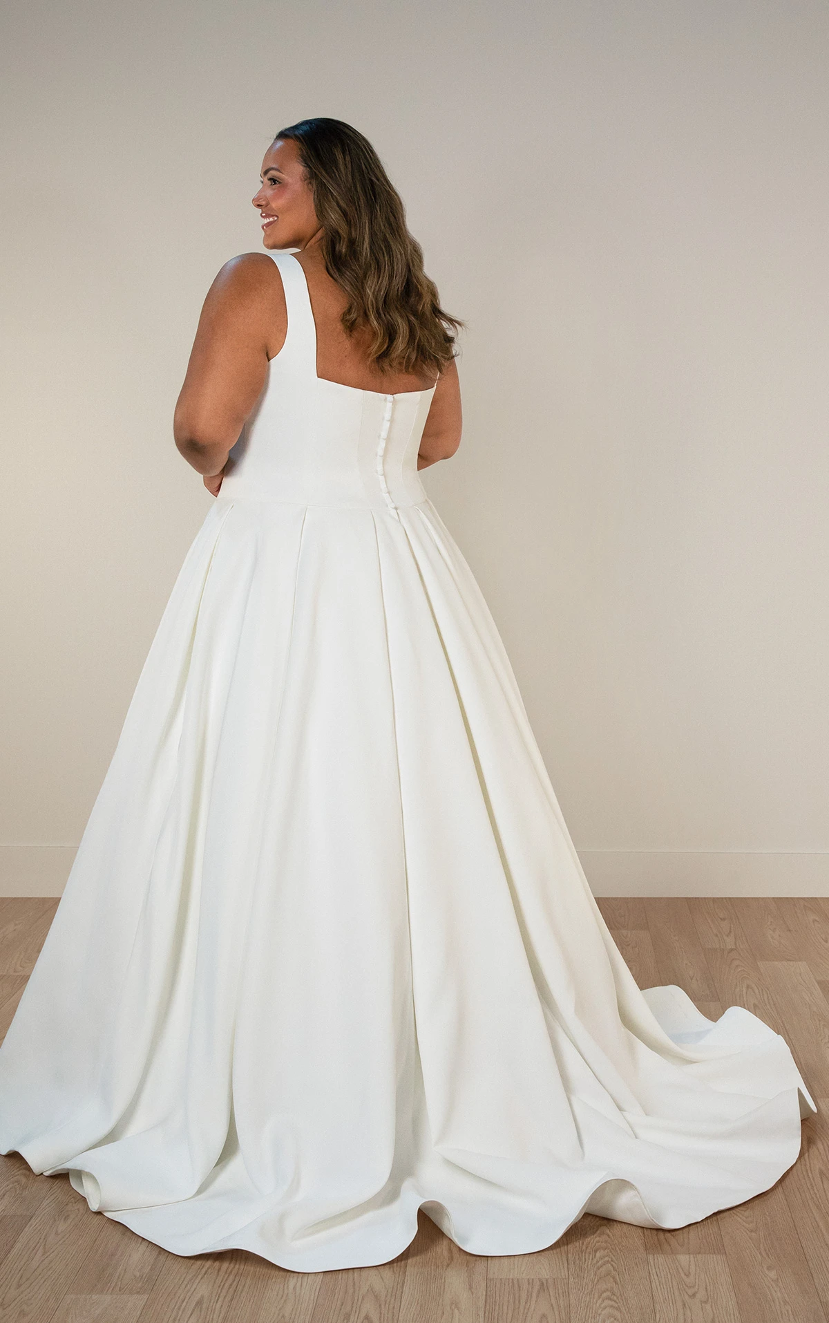 sy8178+ A-Linien-Brautkleid aus Satin mit gerafftem Oberteil und herzförmigem Ausschnitt  by Stella York