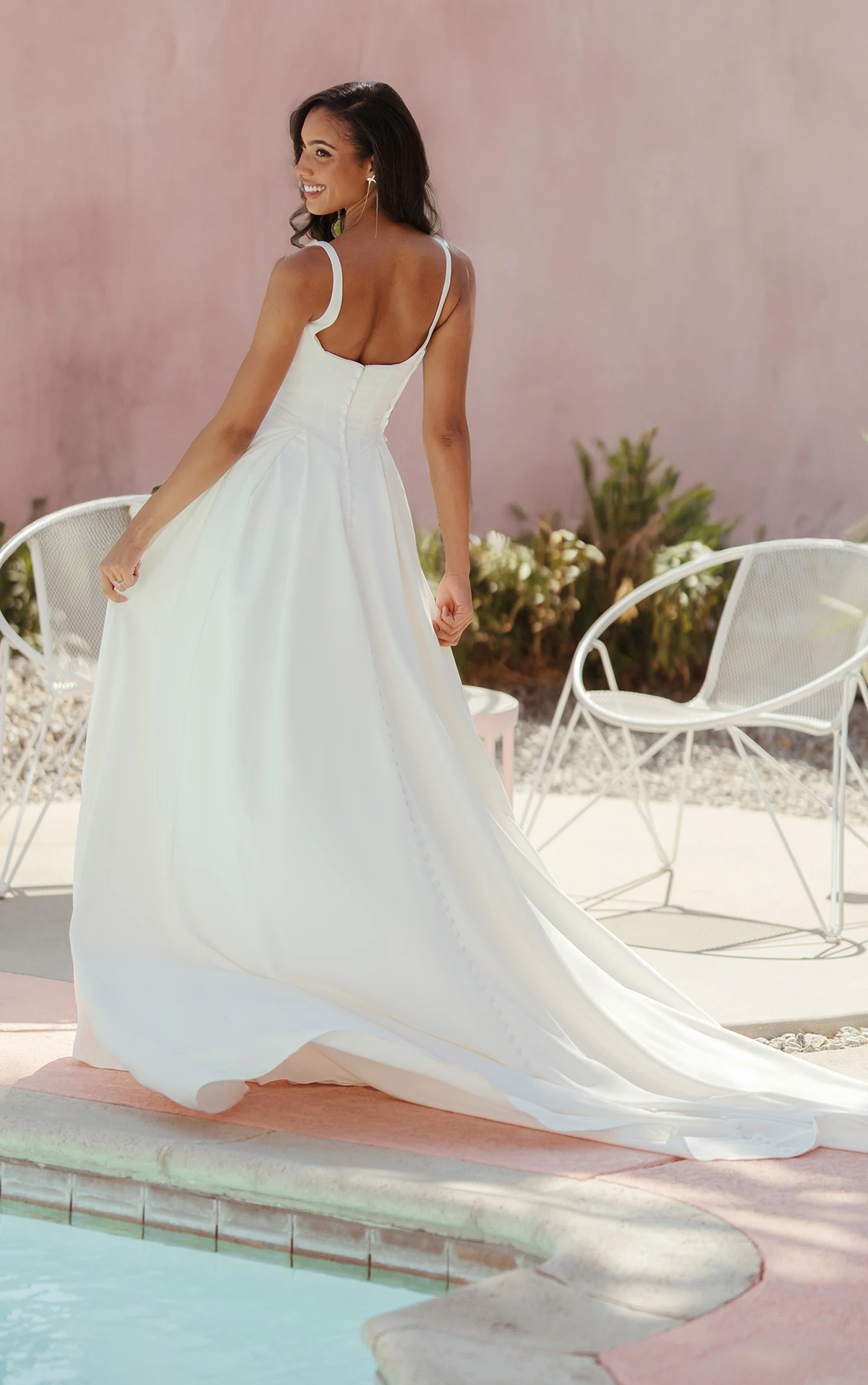 sy8180 A-Linien-Brautkleid aus matterm Satin mit Karree-Ausschnitt und breiten Trägern  by Stella York