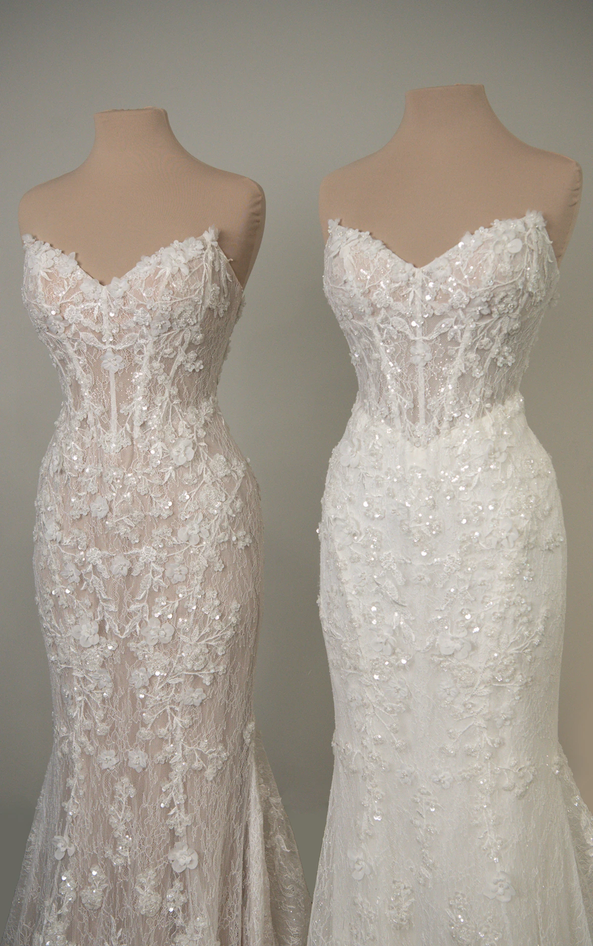 d4368 Trägerloses Fit-and-Flare-Brautkleid aus perlenbesetzter Spitze mit 3D-Applikationen  by Essense of Australia