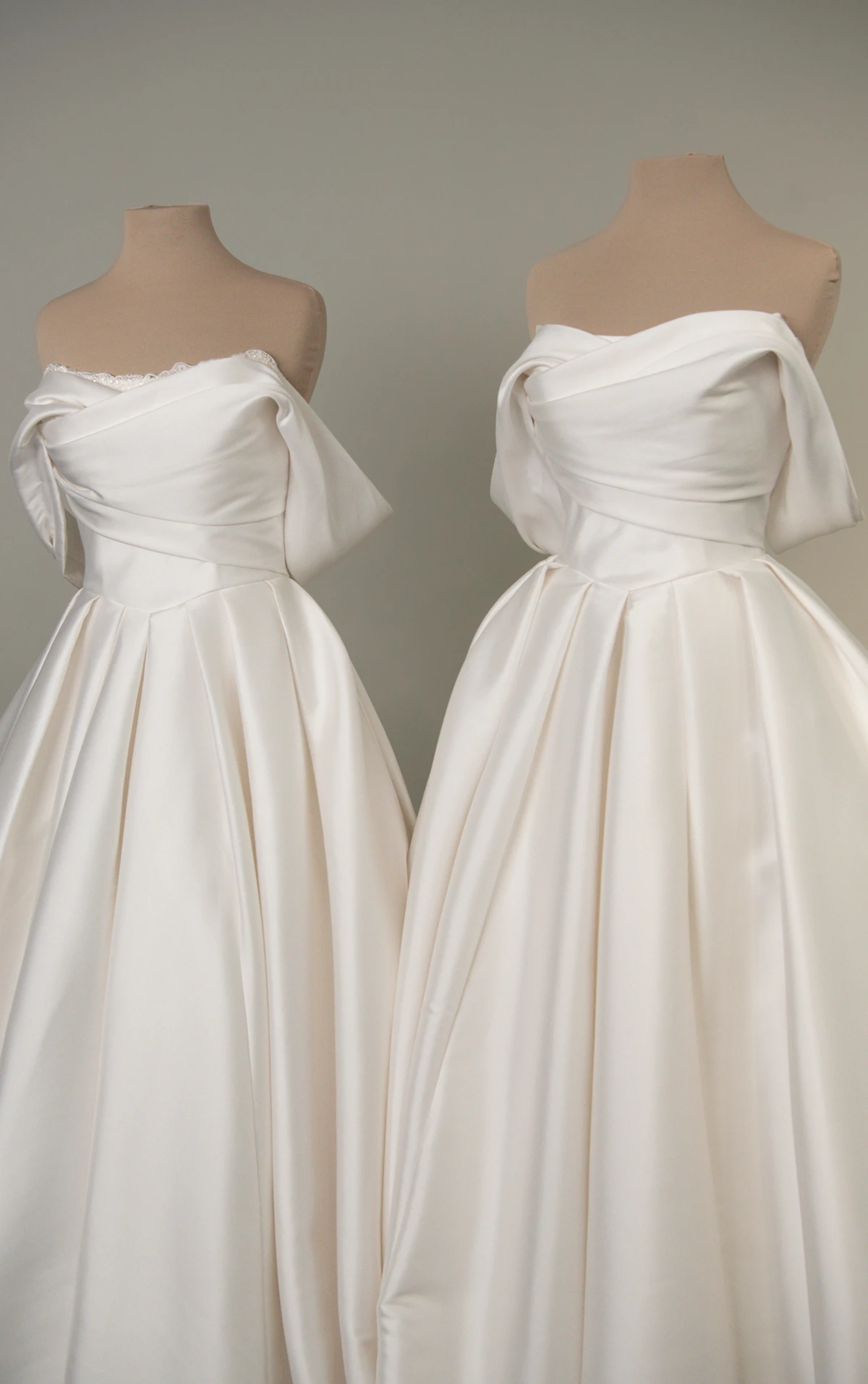 d4427 Schulterfreies Ball-Brautkleid aus Mikado mit drapiertem Spitzenoberteil  by Essense of Australia