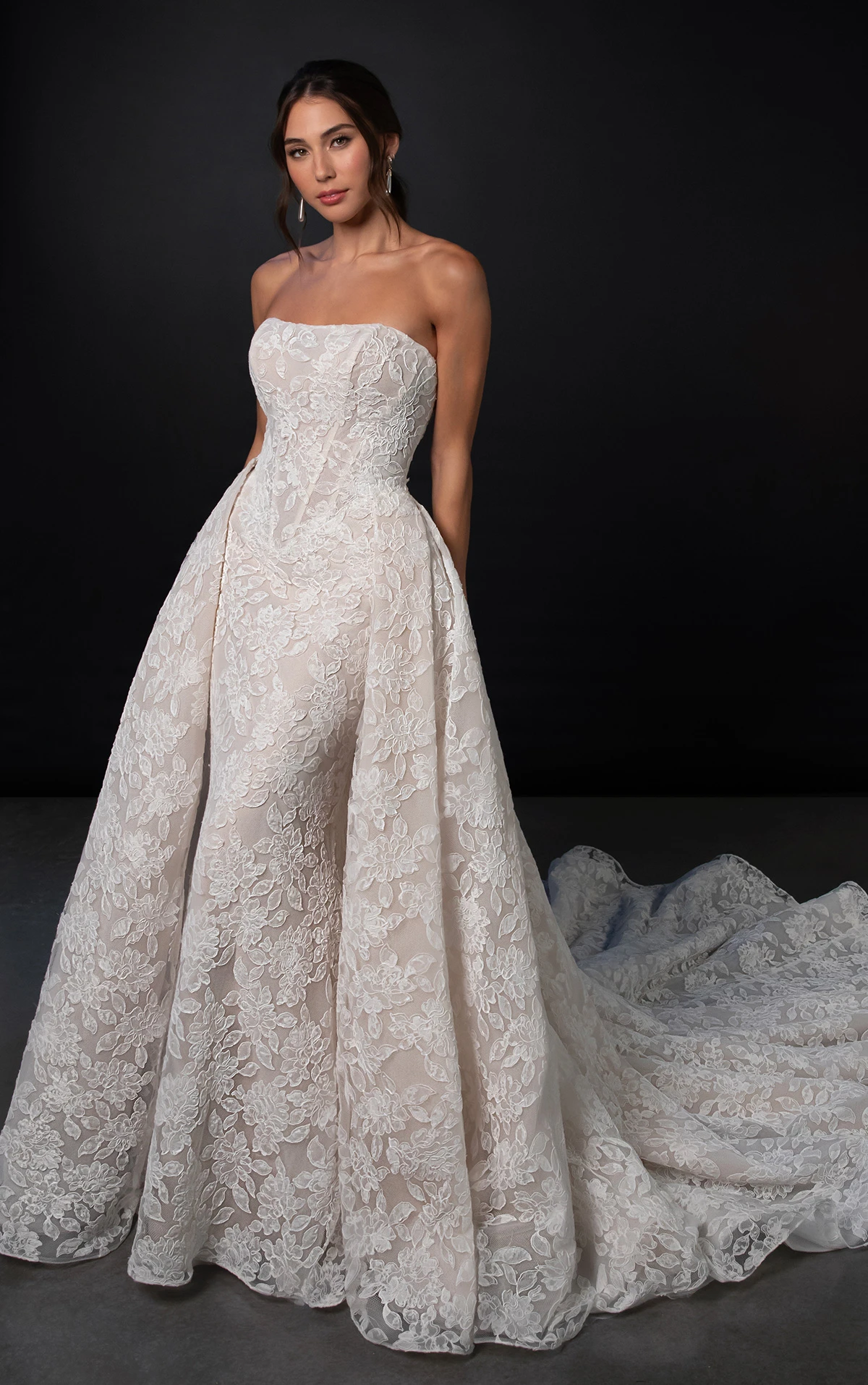 ml1986 Trägerloses Fit-and-Flare-Brautkleid aus Spitze und Tüll mit abnehmbarem Überrock  by Martina Liana