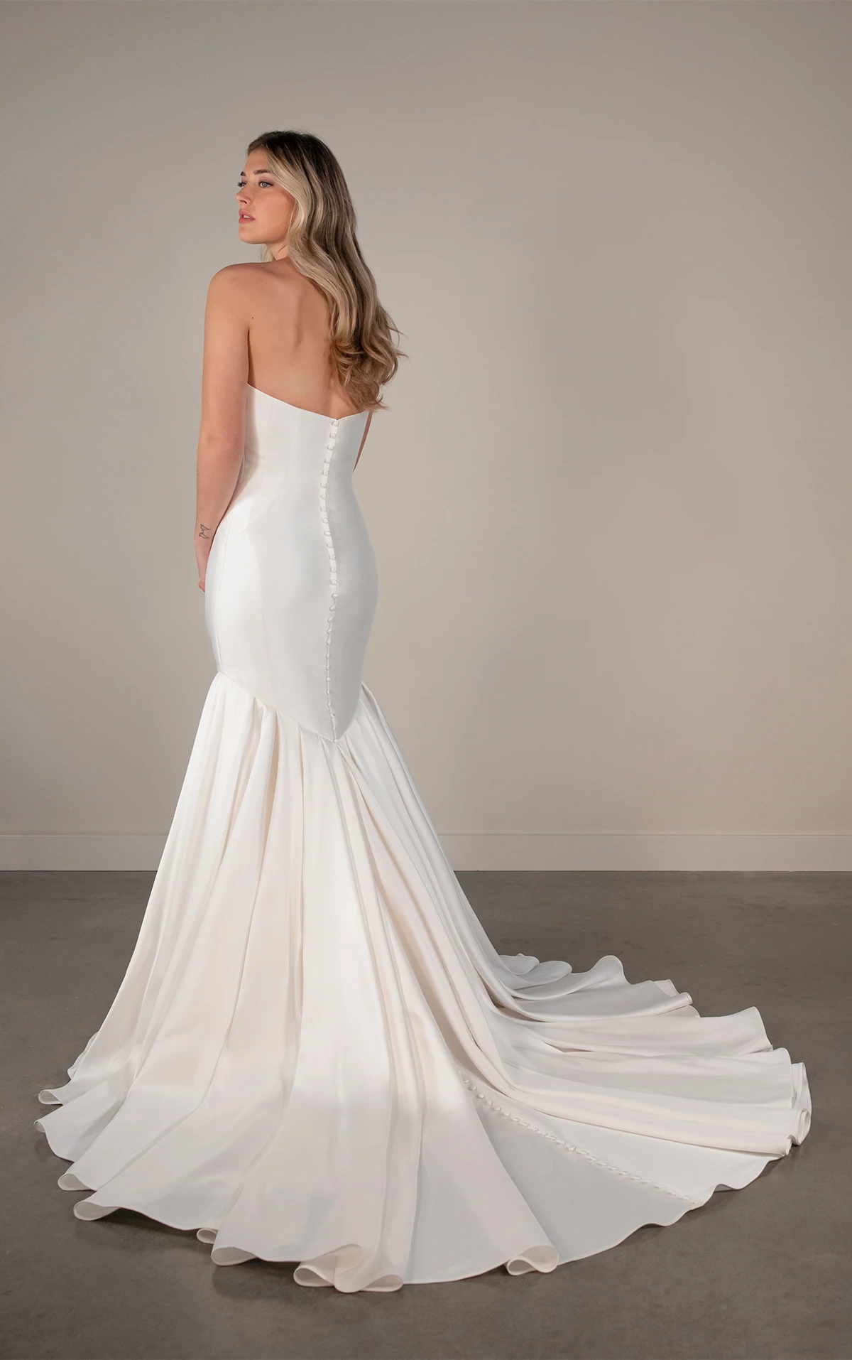 pa1387 Trägerloses Fit-and-Flare-Brautkleid aus Satin-Mikado  by Oxford Street