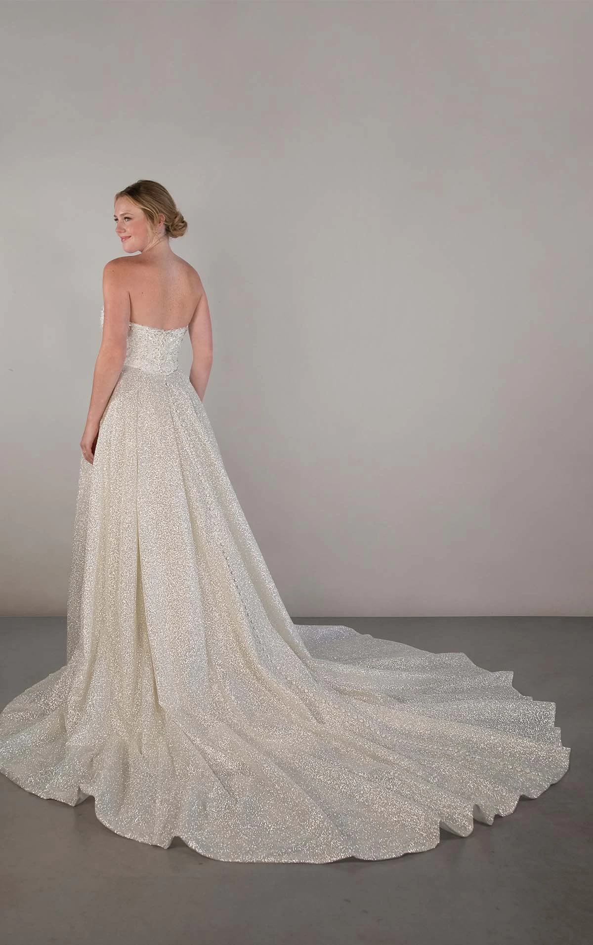 pa1429 Fit-and-Flare-Brautkleid mit Überrock, Glitzer und Schleppe  by Oxford Street