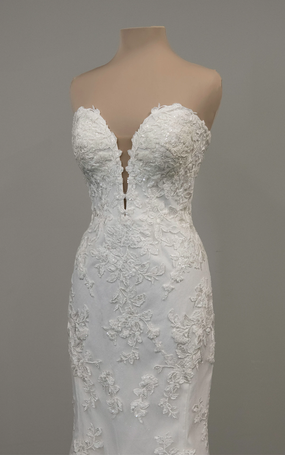 7736 Sexy Strapless Allover Lace Fit-and-Flare Wedding Dress with Sweetheart Neckline by Stella York