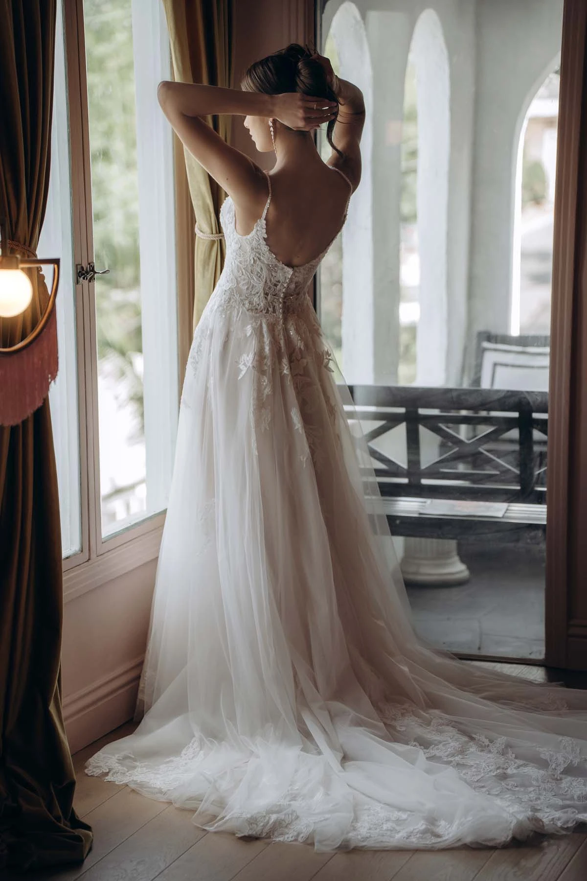 sy8293 A-Linien-Brautkleid aus perlenverzierter Spitze und Tüll  by Stella York