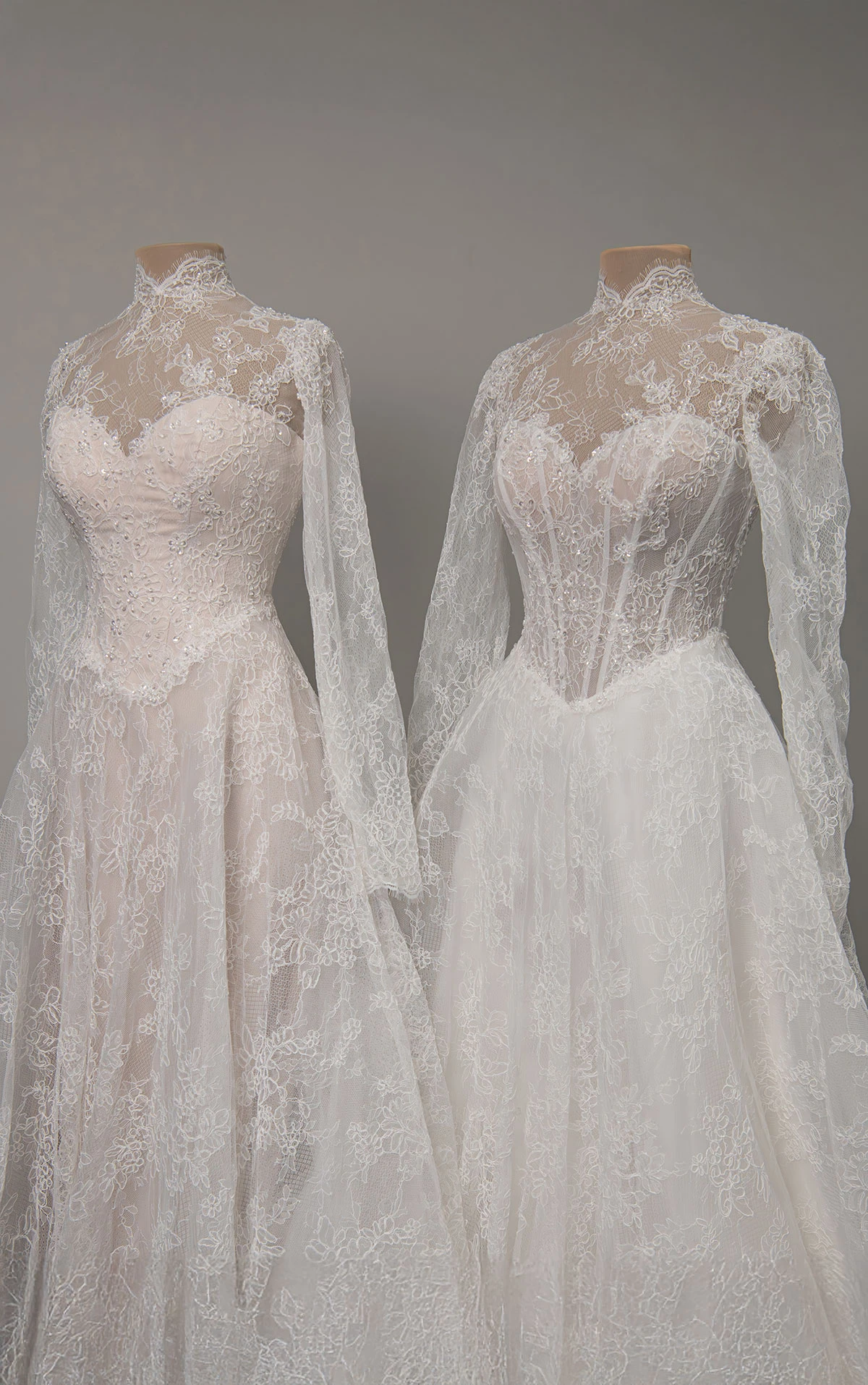 d4554 Elegantes A-Linien-Brautkleid aus Spitze mit hohem Ausschnitt und langen Ärmeln by Essense of Australia
