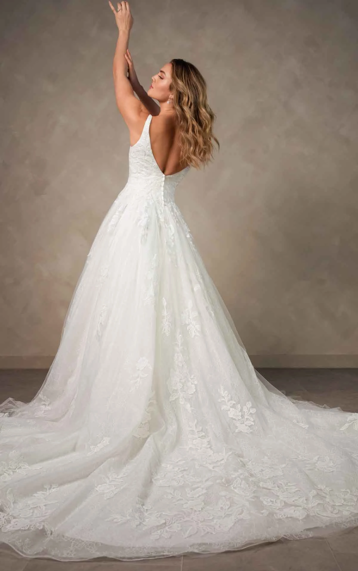 d4620 Contemporary Square Neckline Lace A-Line Gown with Soft Tulle Skirt by Essense of Australia