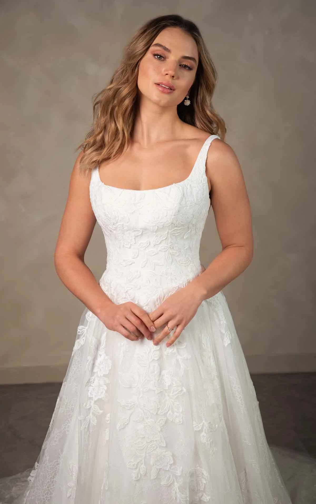 d4620 Contemporary Square Neckline Lace A-Line Gown with Soft Tulle Skirt by Essense of Australia