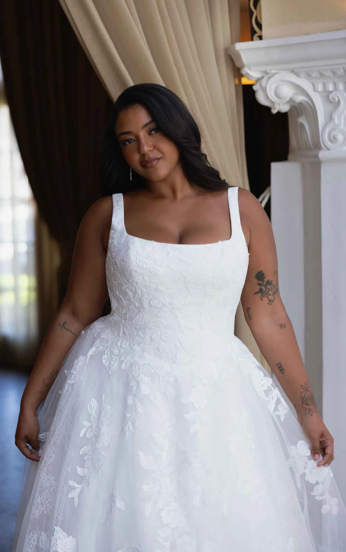 d4620+ Plus Size Contemporary Square Neckline Lace A-Line Gown with Soft Tulle Skirt by Essense of Australia