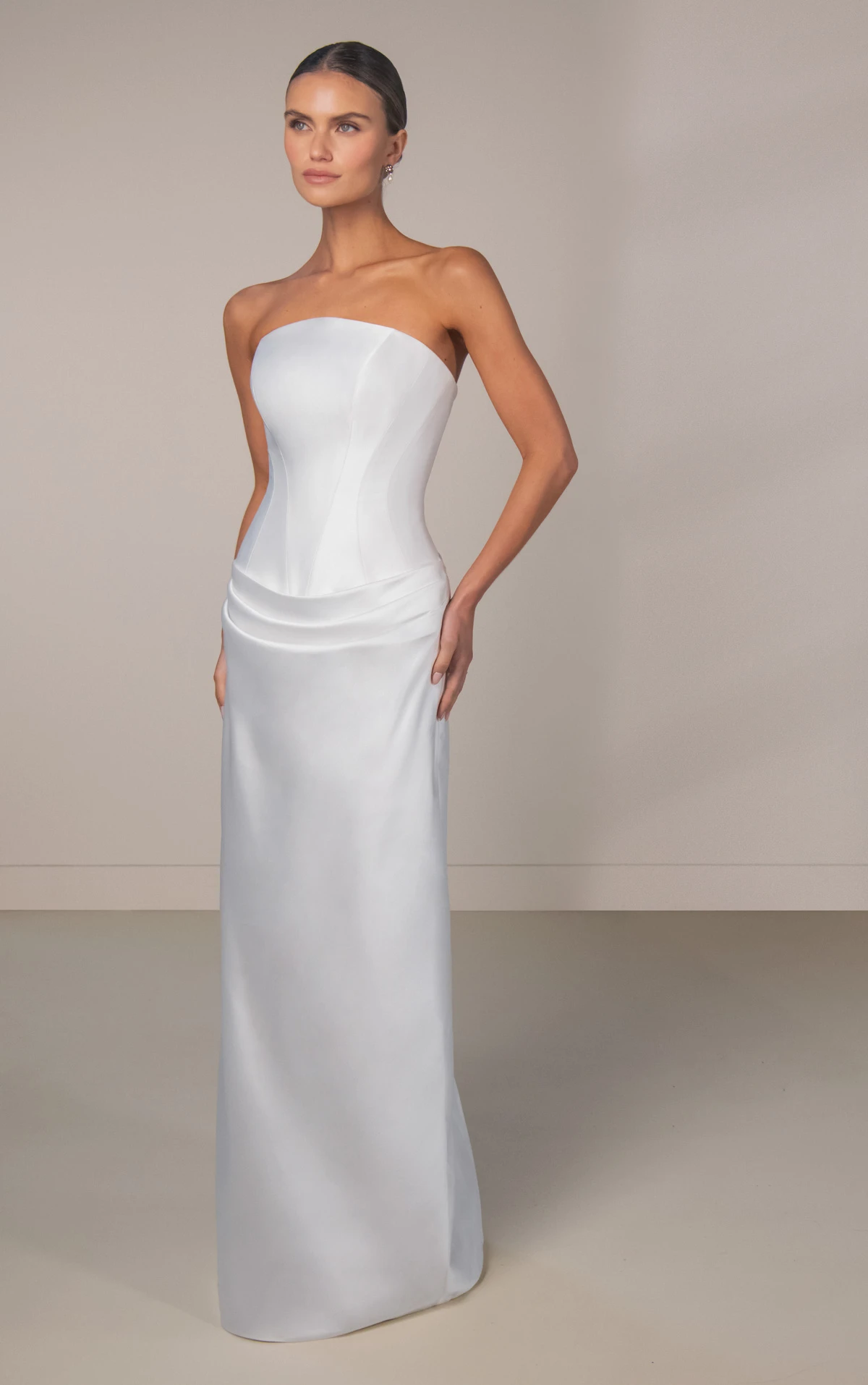 le1460 Strapless Duchesse Silk Satin Column Wedding Gown with Detachable Overskirt by Martina Liana Luxe