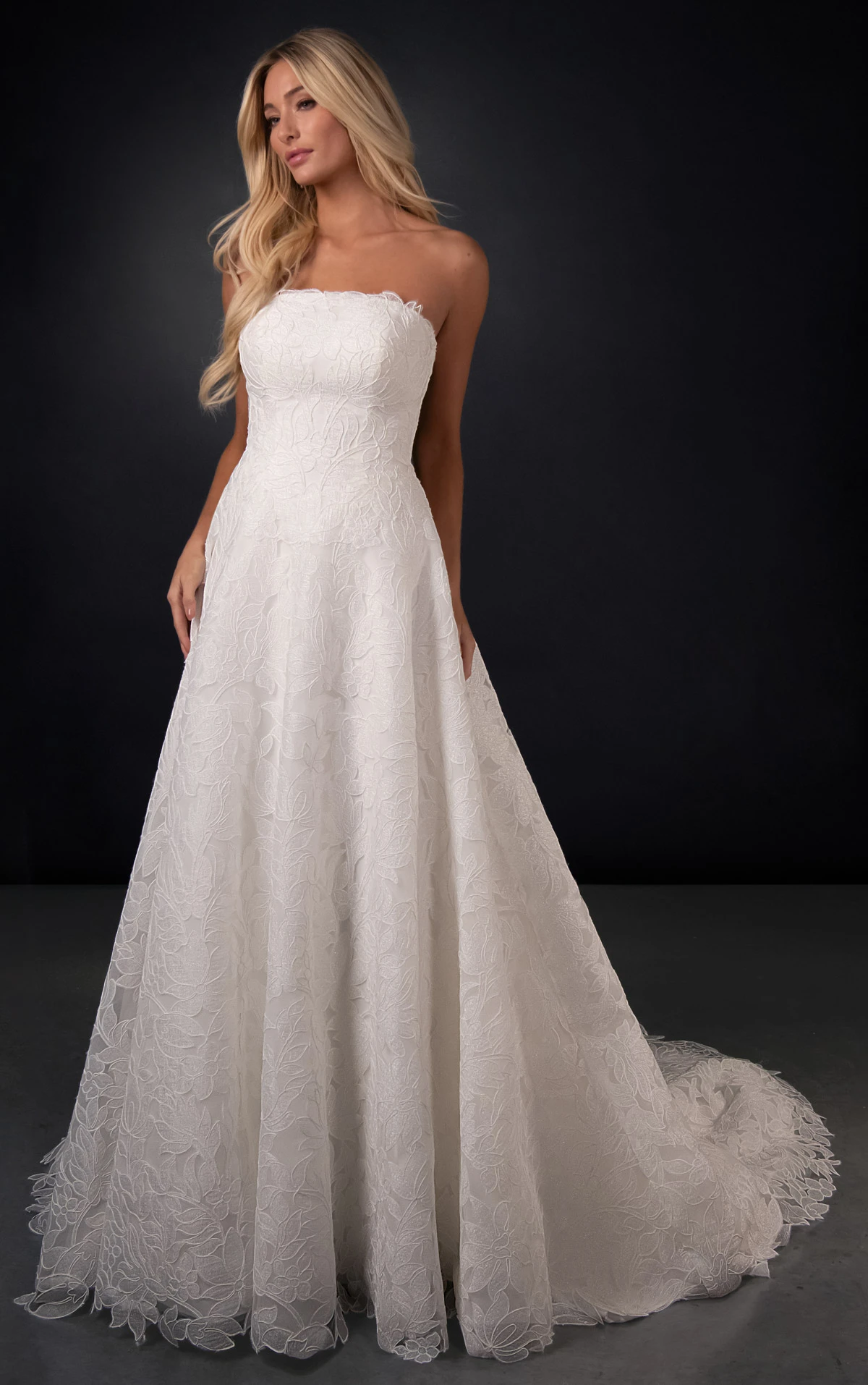 ml2060 Schulterfreies A-Linien-Brautkleid aus Spitze mit abnehmbarem Schal  by Martina Liana