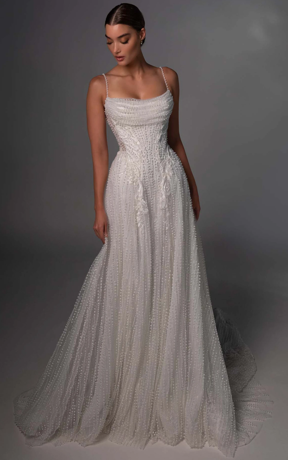 le1502 Drapiertes A-Linien-Brautkleid mit Karree-Ausschnitt und Perlenbesatz  by Martina Liana Luxe